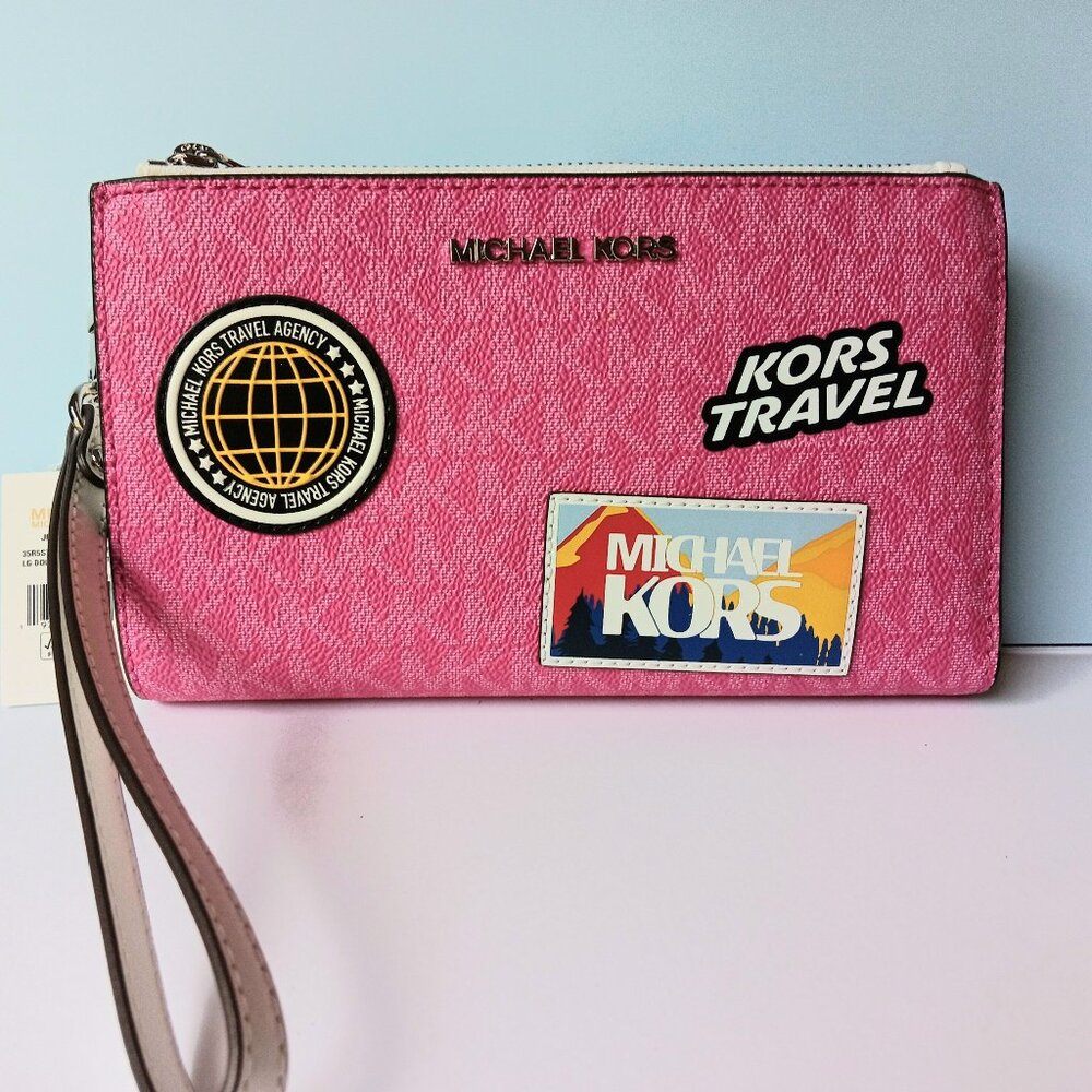 MICHAEL KORS NWT Hot Pink (Dragonfruit) Travel Wristlet Phone Wallet